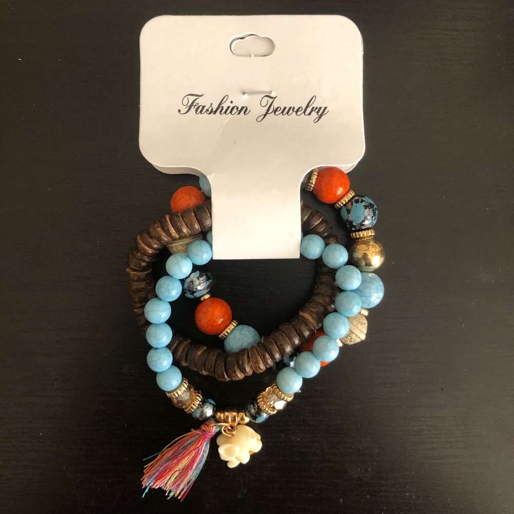 FREE Elephant Bracelet!!